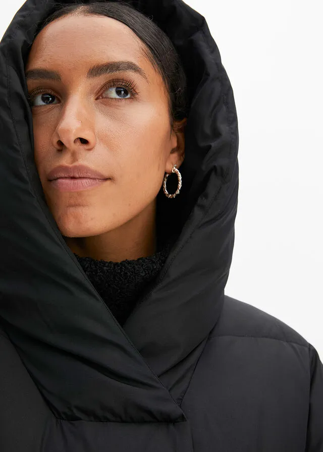 Abrigo oversize guateado con capucha, de poliéster reciclado Negro