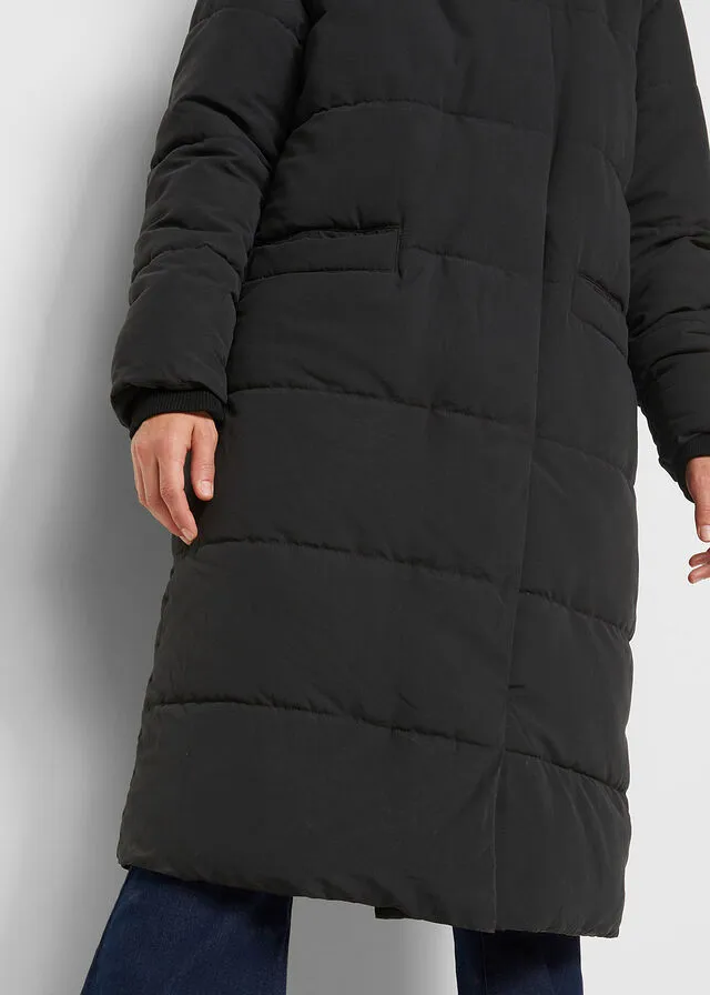 Abrigo oversize guateado con capucha, de poliéster reciclado Negro