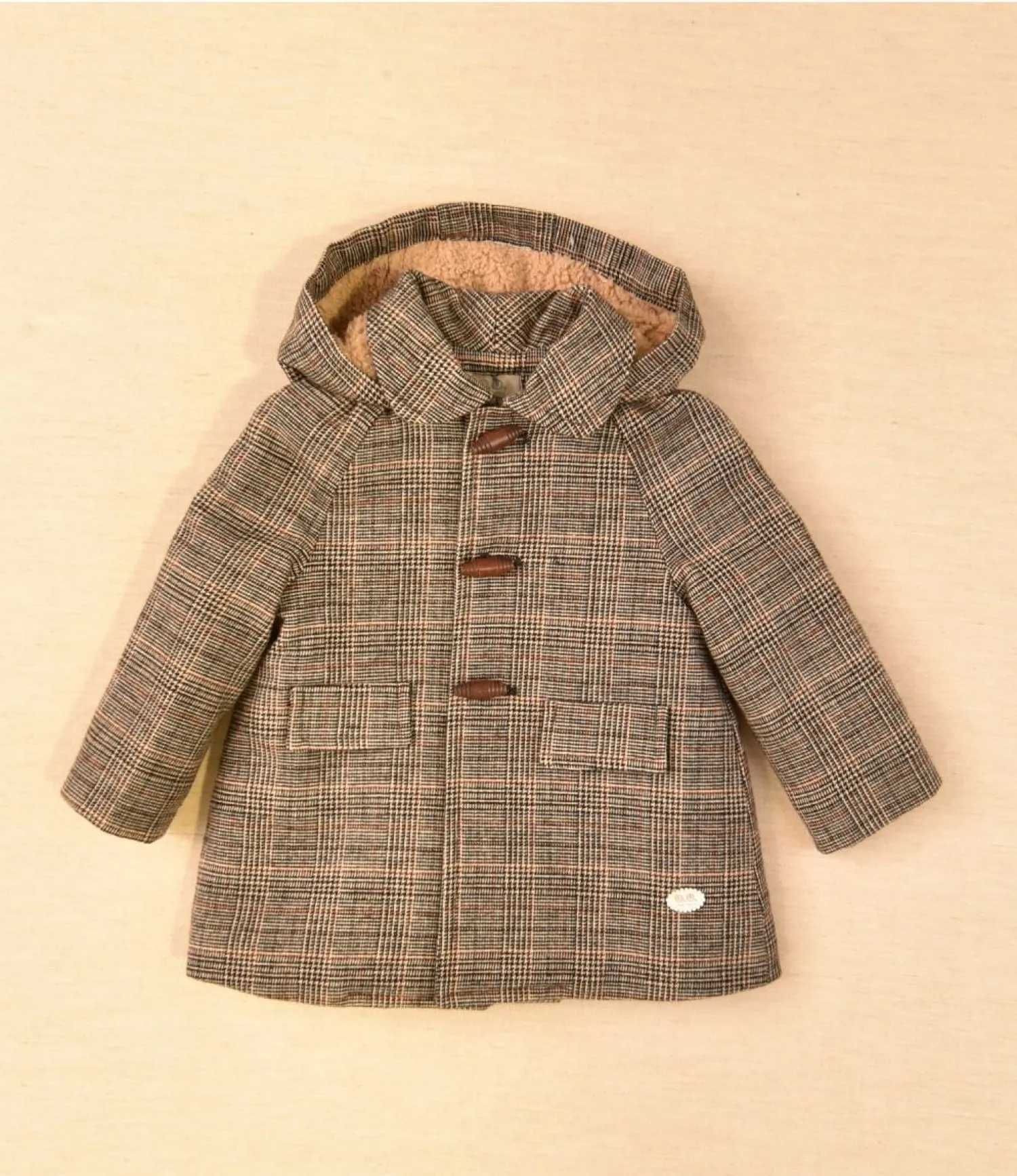 Abrigo tipo trenka de niño colección London de José Varón