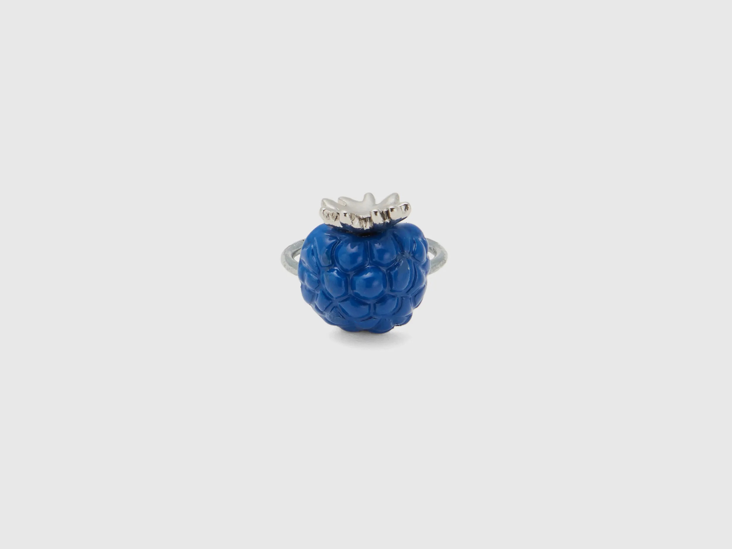Anillo con mora azul