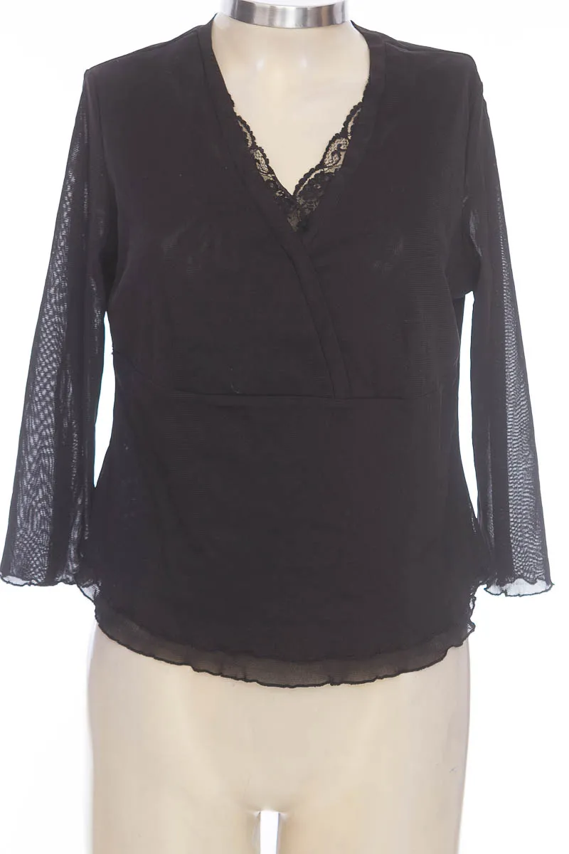 BLUSA COLOR NEGRO  WORTHINGTON
