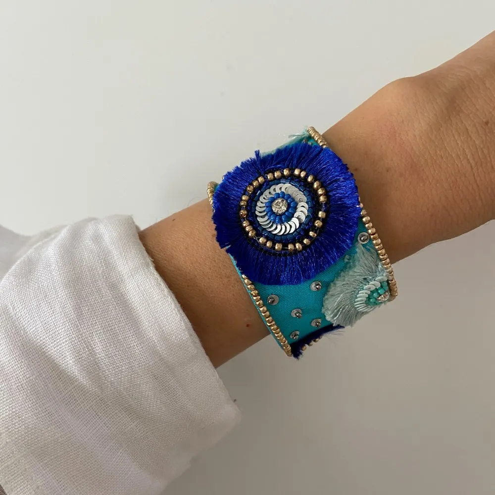 Brazalete Mambo Azul Oro