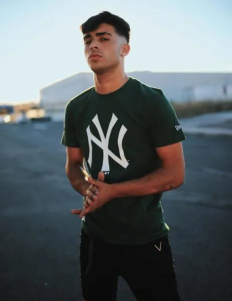 CAMISETA LOGO NY YANKEES  VERDE