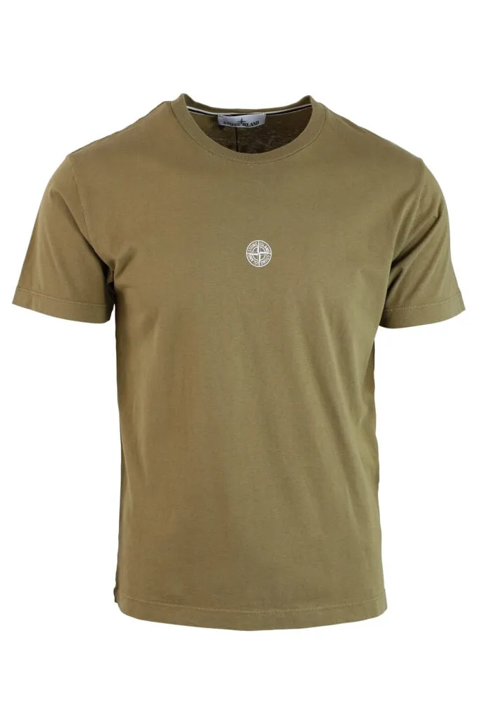 Camiseta verde militar con minilogo centrado y estampado detras