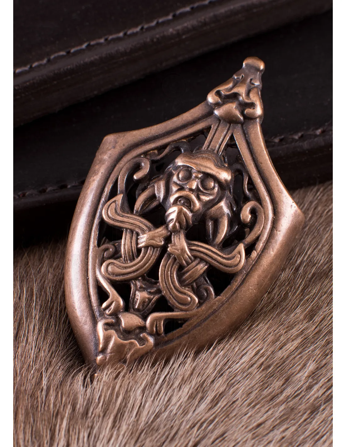 Decoración punta vaina espada vikinga cabeza de Odín