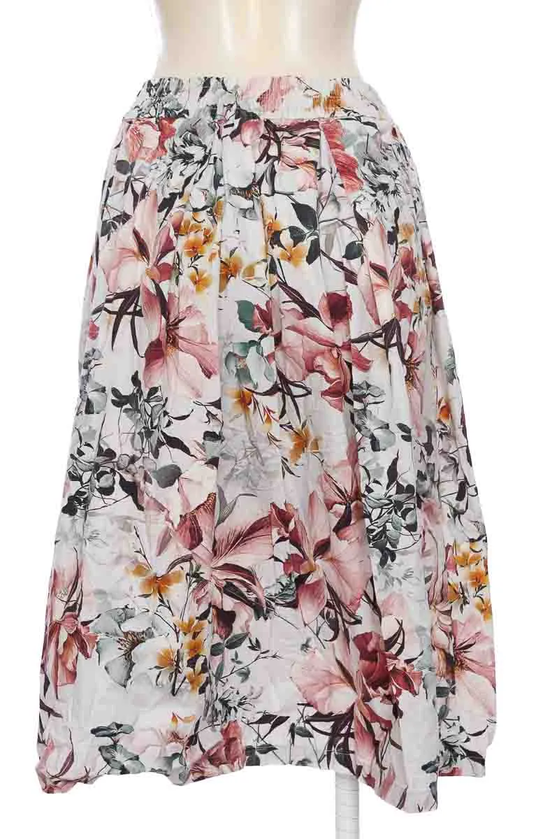 FALDA COLOR ESTAMPADO  STRADIVARIUS