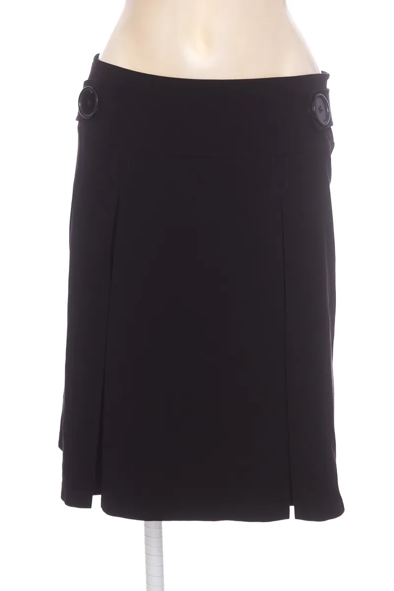 FALDA COLOR NEGRO  CHARME