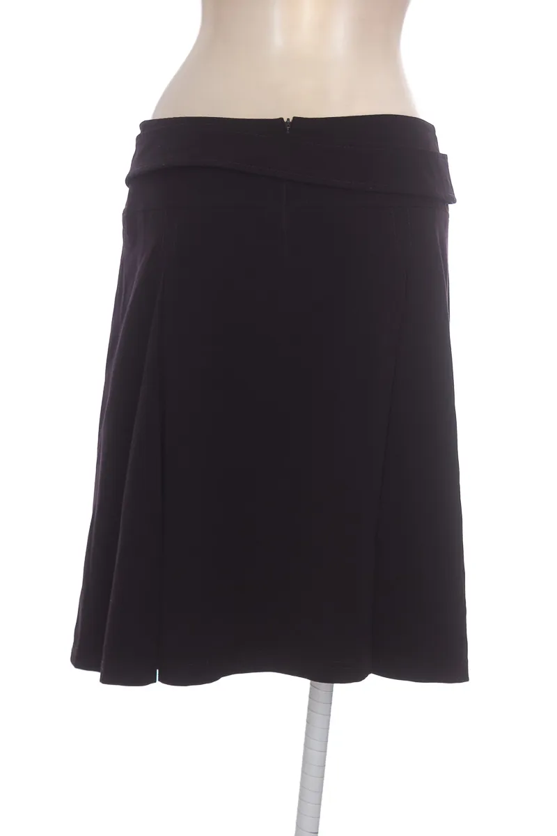 FALDA COLOR NEGRO  CHARME
