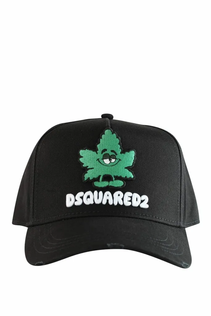 Gorra negra con hoja verde 