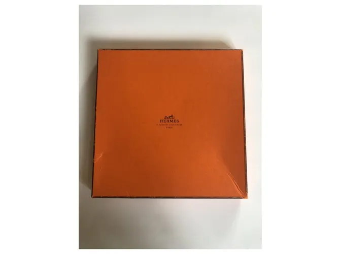 Hermès Burdeos Portes Océane Blanco roto Marrón oscuro Azul marino 