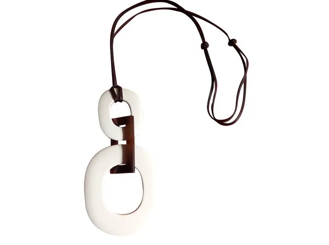 Hermès Kara Blanco 