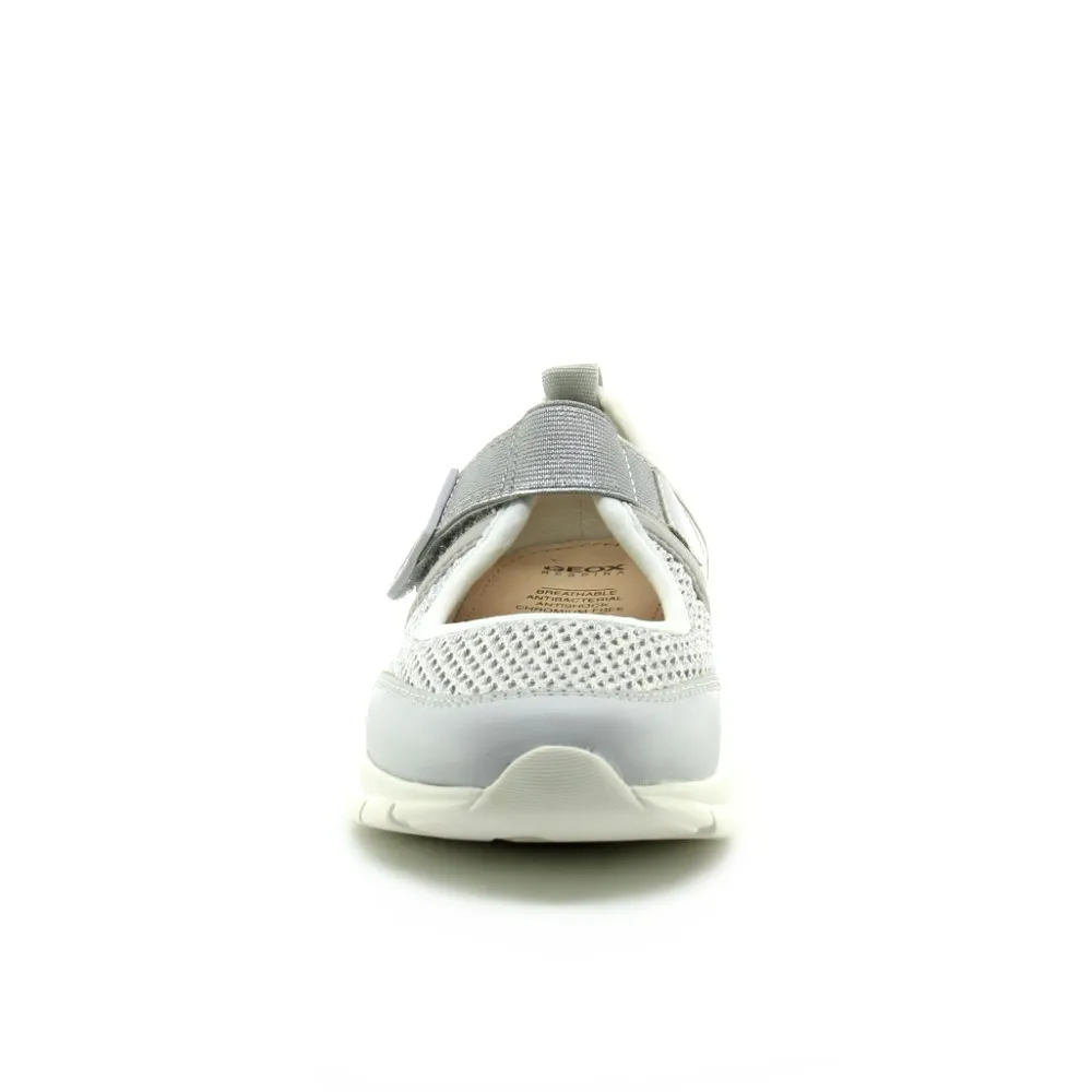 Merceditas Geox Sukie Gris