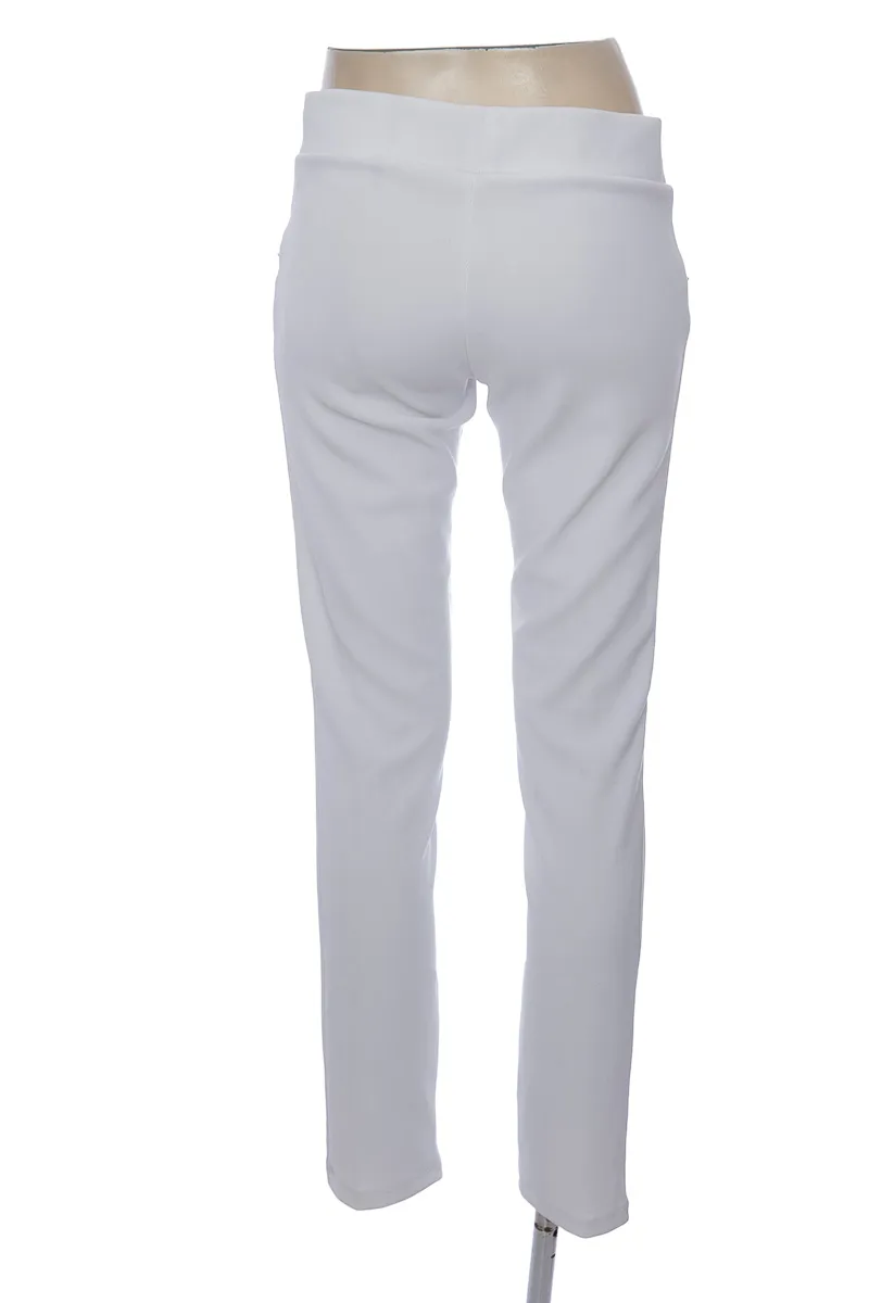 PANTALóN COLOR BLANCO  CLOSEANDO