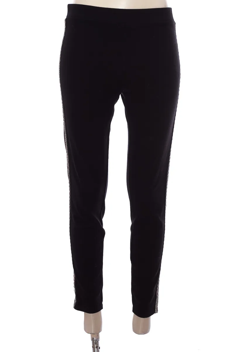 PANTALóN COLOR NEGRO  ZARA