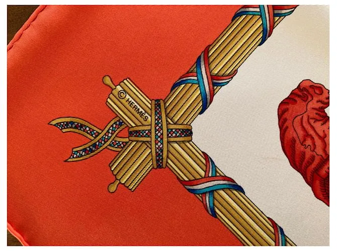 Plaza Hermès "Revolución Francesa" Blanco Roja Azul oscuro 
