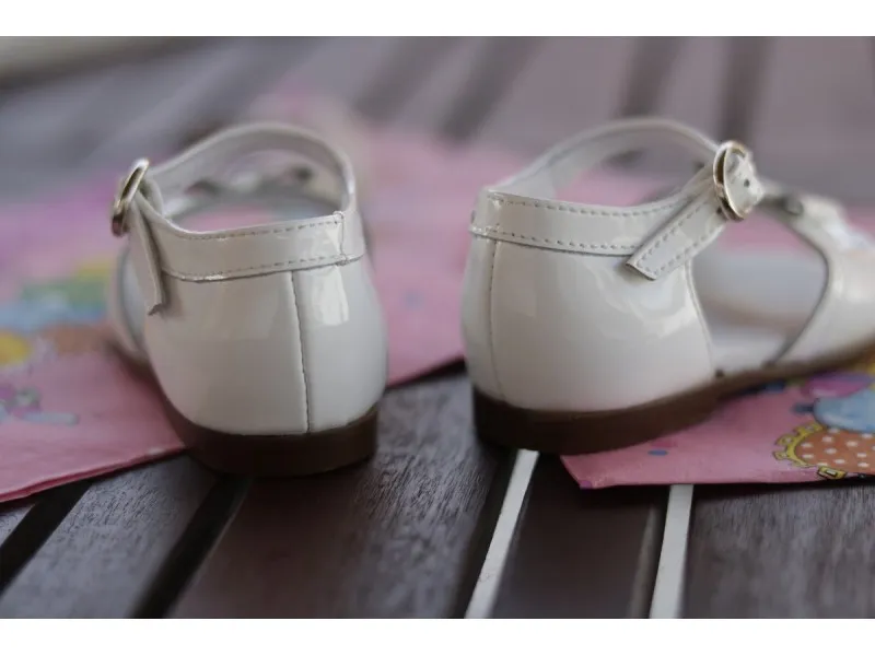 SANDALIA CHAROL 20192 BEBERLIS EN COLOR BLANCO