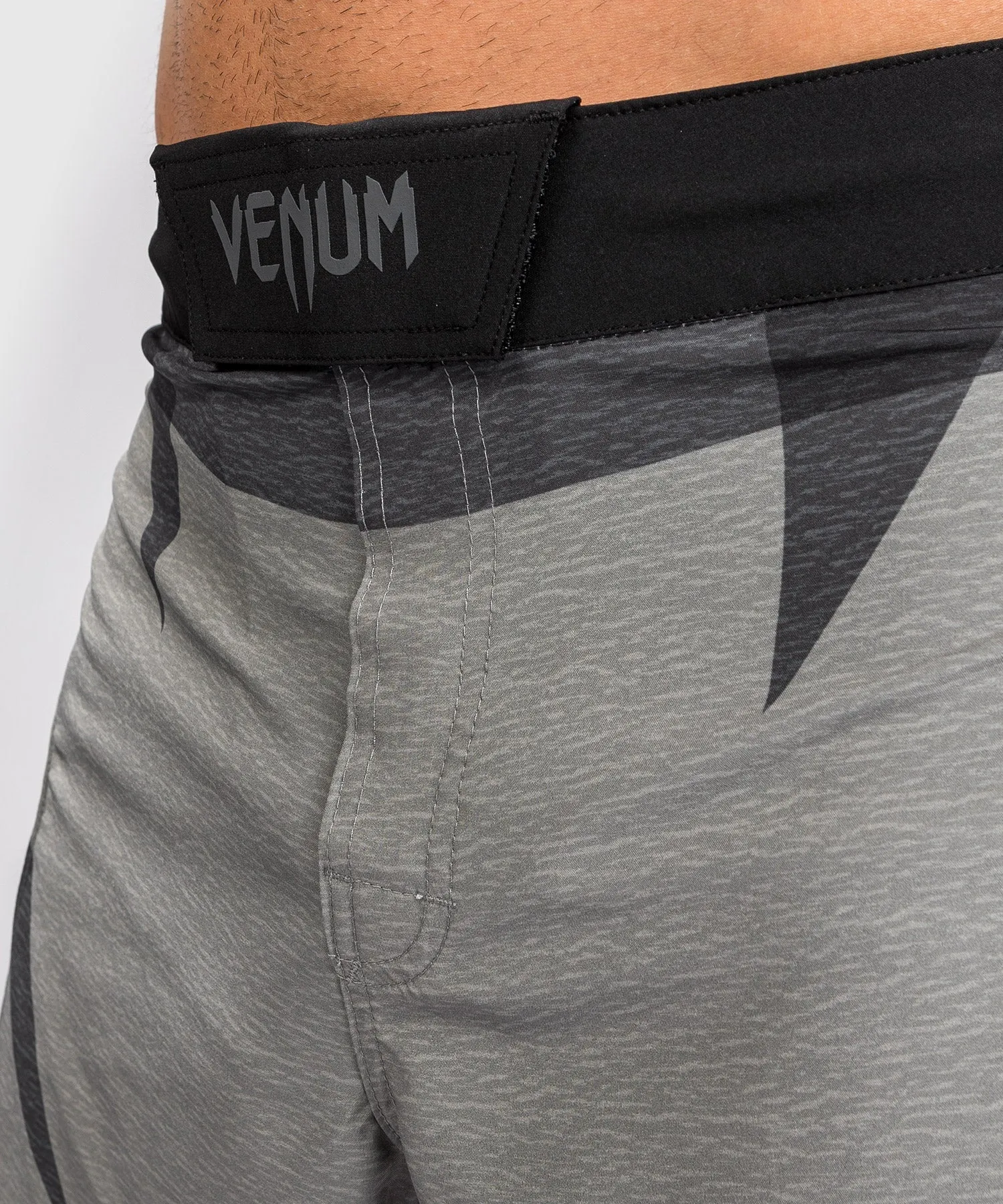 SHORTS DE COMBATE VENUM STONE  VERDE MINERAL