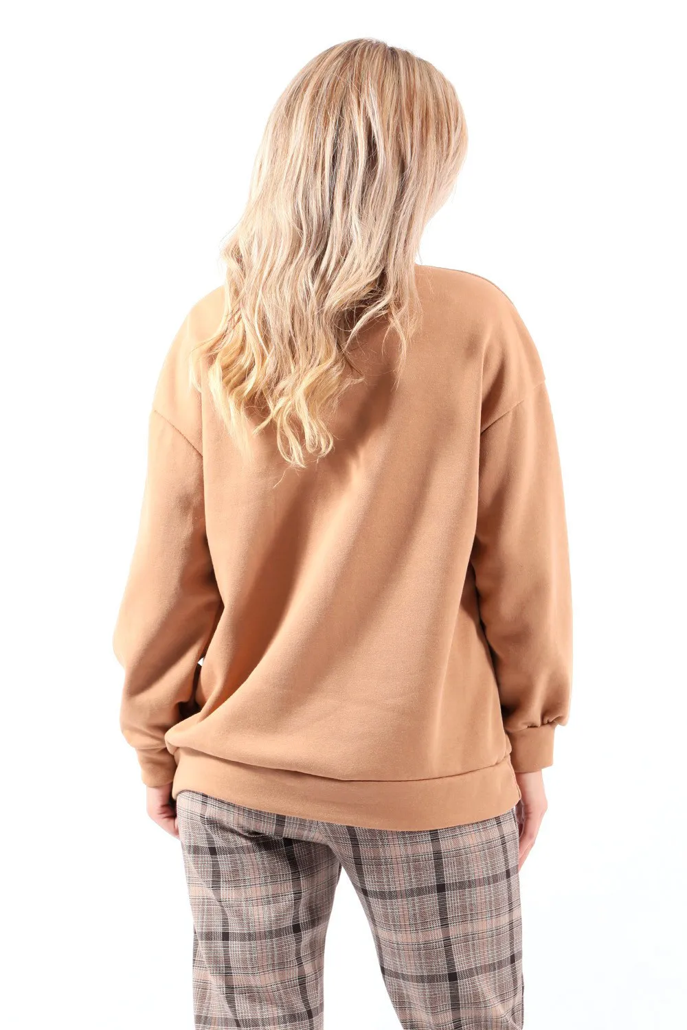 Sudadera color camel