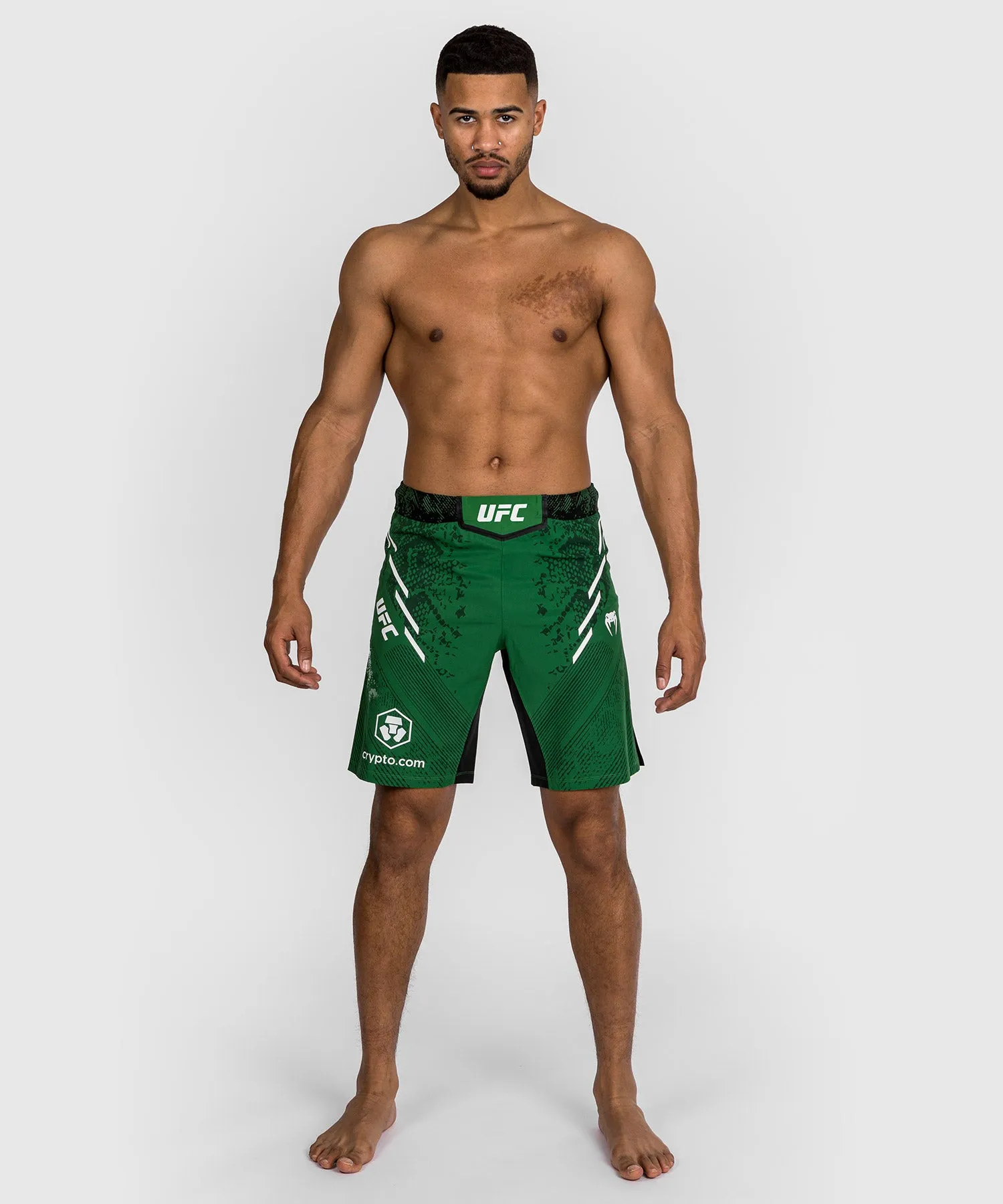 UFC ADRENALINE BY VENUM AUTHENTIC FIGHT NIGHT PANTALóN CORTO DE LUCHA PARA HOMBRE  CORTE LARGO  VERDE