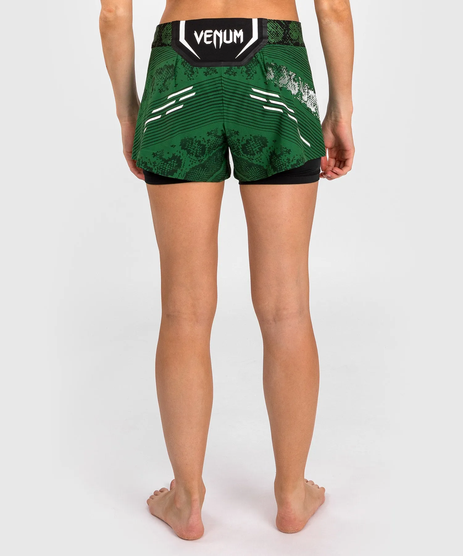 UFC ADRENALINE BY VENUM AUTHENTIC FIGHT NIGHT SHORT DE COMBATE PARA MUJER  VERDE