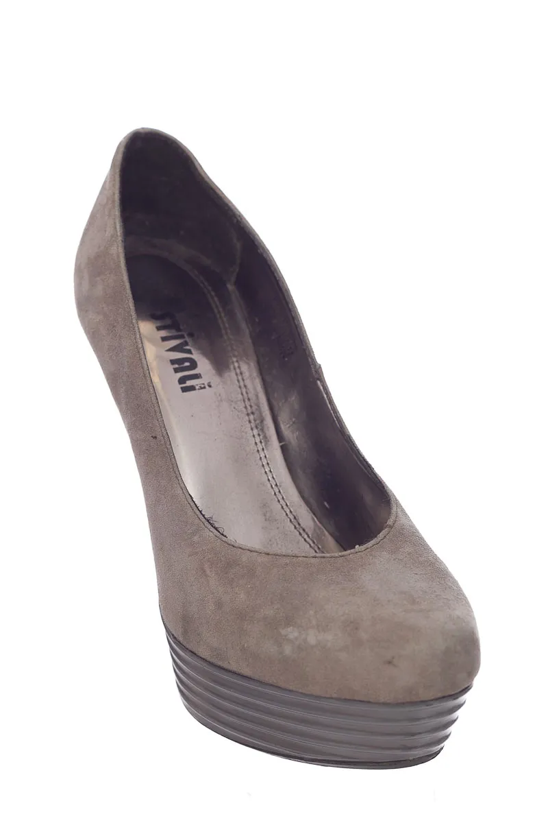 ZAPATOS COLOR GRIS  STIVALI