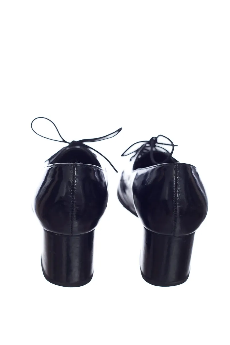 ZAPATOS COLOR NEGRO  CLOSEANDO